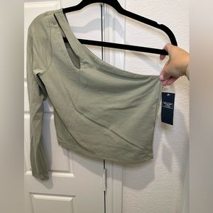 One shoulder cropped top